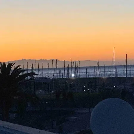 Ocean Terrace Life Apartment